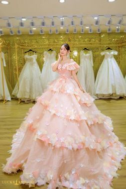 Áo cưới hồng cam mẫu mới nhất năm 2022