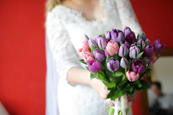 Hoa cưới tulip sang trọng