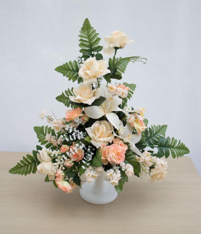 hoa để bàn ngày cưới đơn giản
