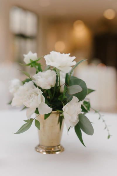 hoa để bàn đám cưới