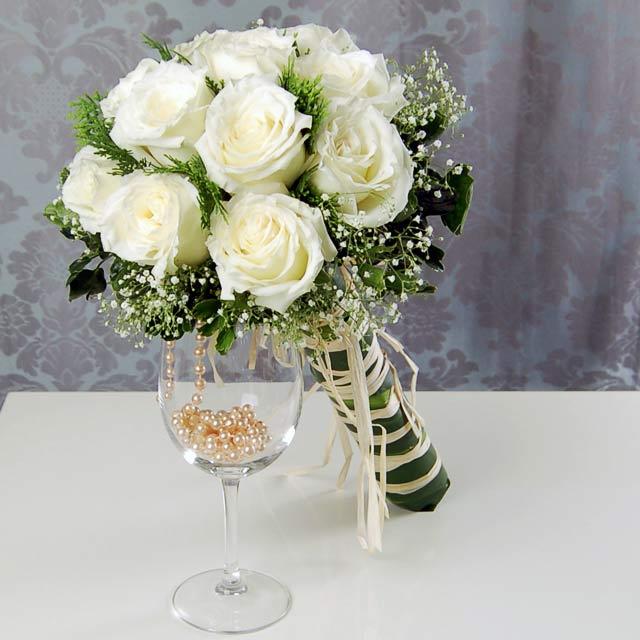 hoa hồng cưới màu trắng