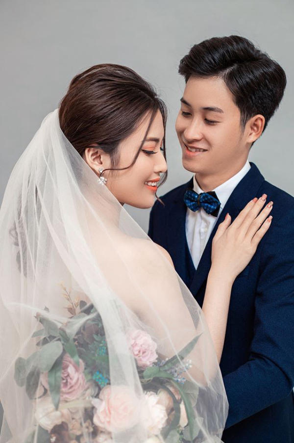 Chụp ảnh cưới đẹp Hàn Quốc trong studio đẹp nhất - Lucky Anh & Em